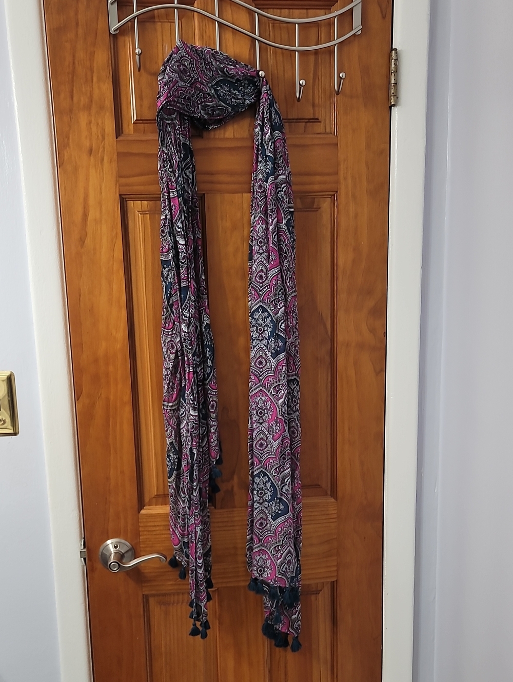 The Limited Women's Pink & Navy Paisley Lightweight Scarf